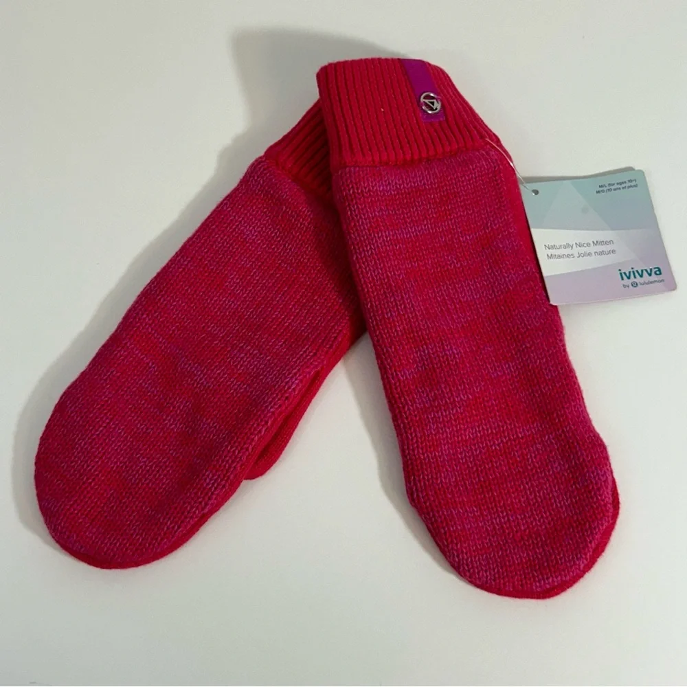 Ivivva Naturally Nice Pink Mittens Size M/L‎